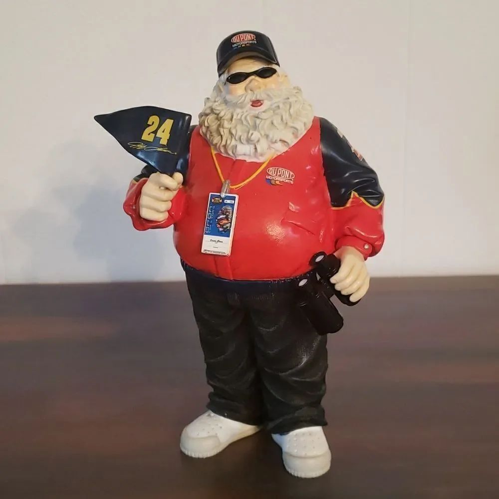 NASCAR Jeff Gordon #24 Pit Crew Santa Resin Figurine - Dated 2005